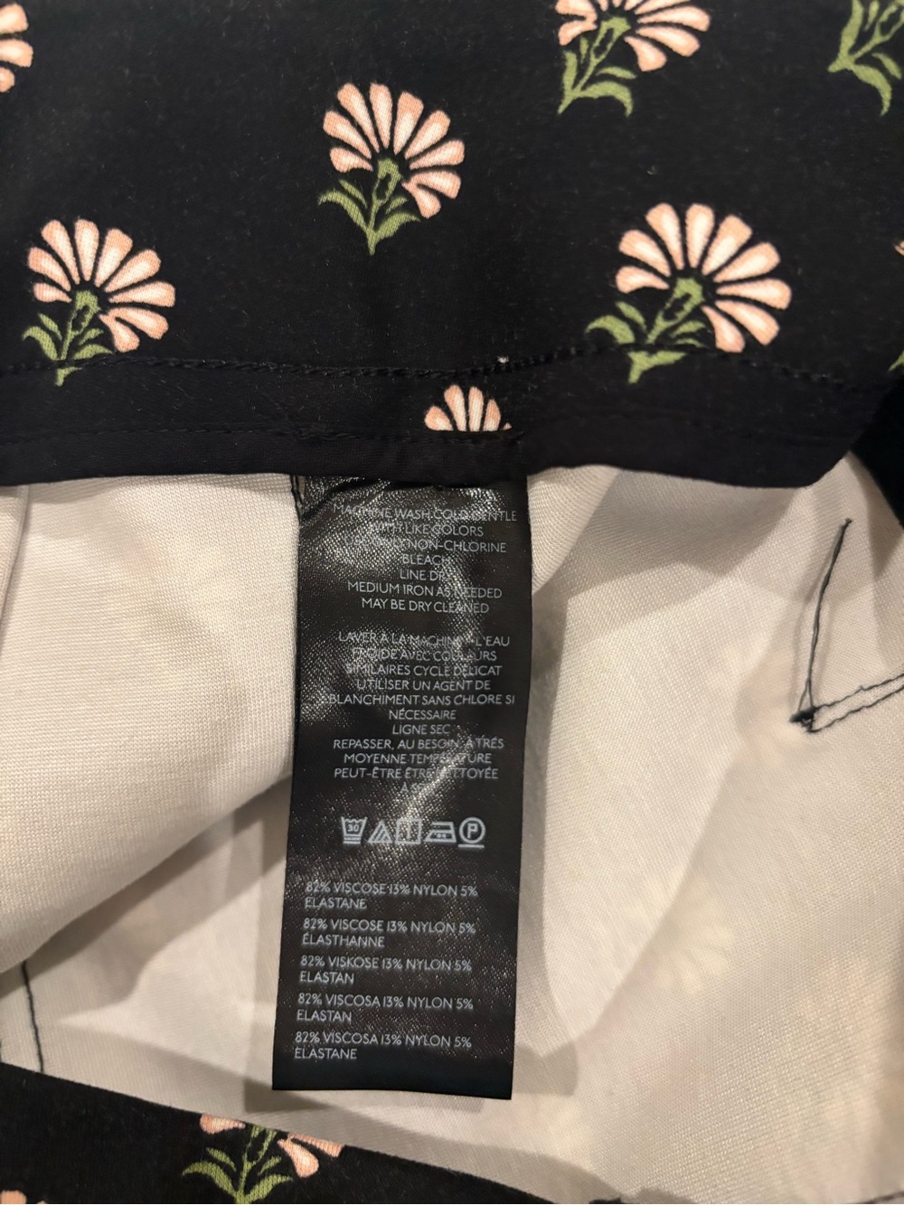 Maeve Colette Black Wide-Leg Pants with White Floral Print - Picture 6 of 7